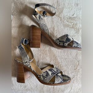 Marc Fisher snake stacked heel Sandal size 9